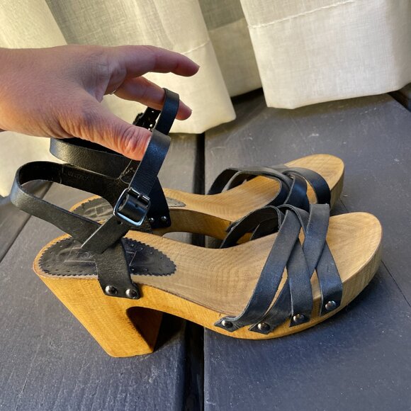 GUC TOPSHOP Black Leather Wood Heels 37 / 6.5 - Picture 8 of 12